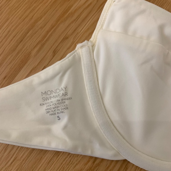 Monday Swimwear - Maui top (S) - Ivory - Picture 4 of 9